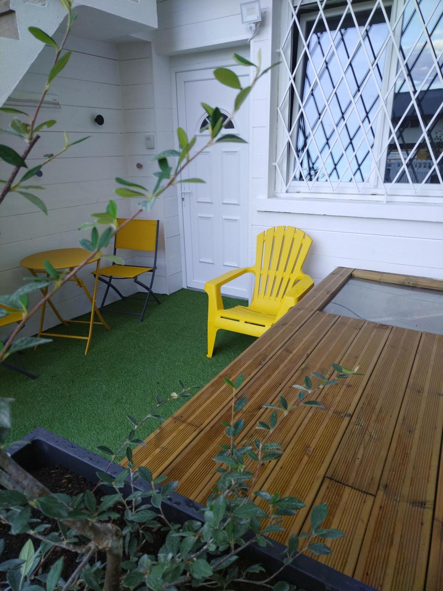 Studio, La Terrasse D'Isa Dole Luaran gambar